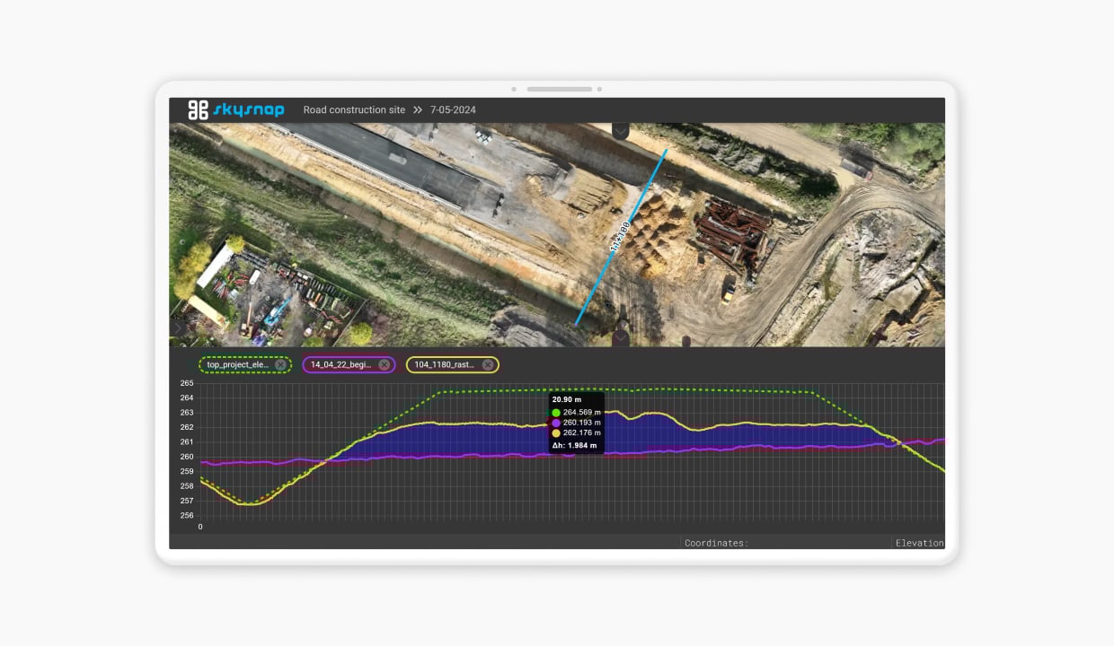 SkySnap – terrain elevation cross-section at road construction site with marked longitudinal profile and elevation measurement