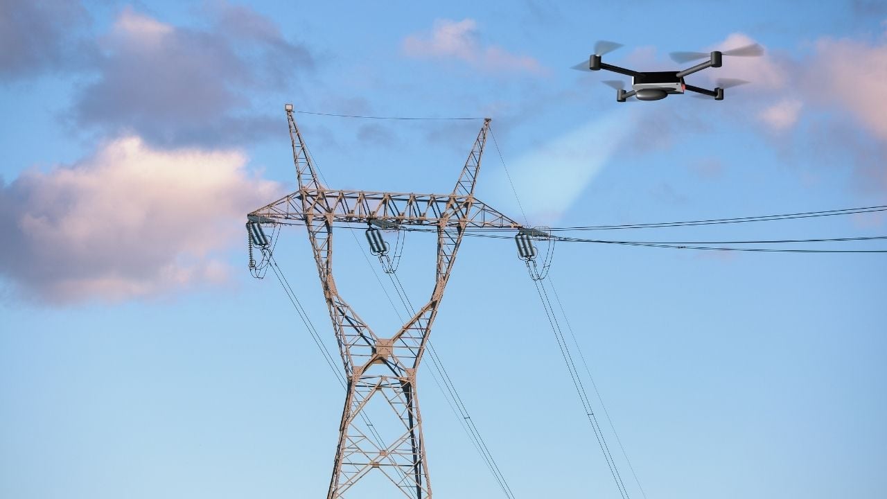 Inspection of power lines from a drone - faster and safer