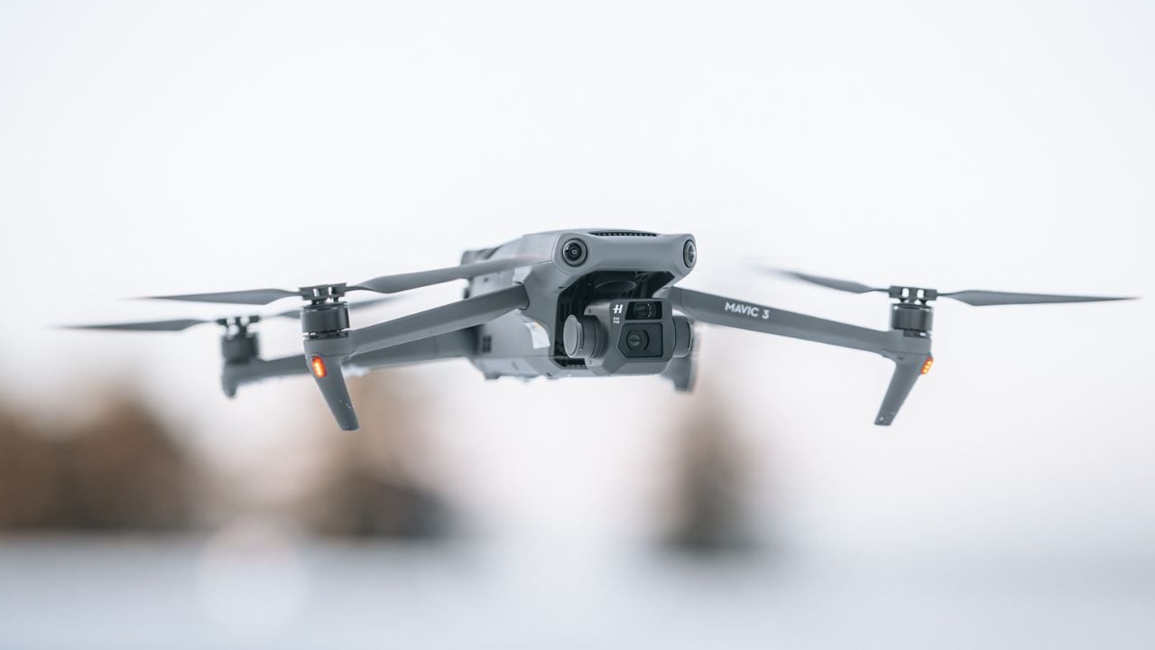 Logistics and cubic capacity - how drones help monitor warehouse spaces