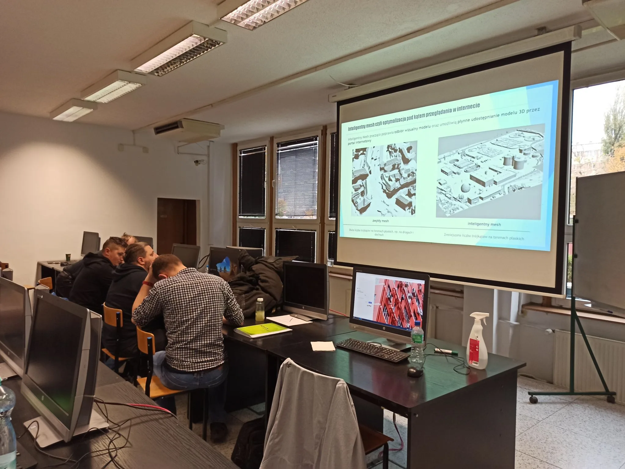 SkySnap in practical academic education